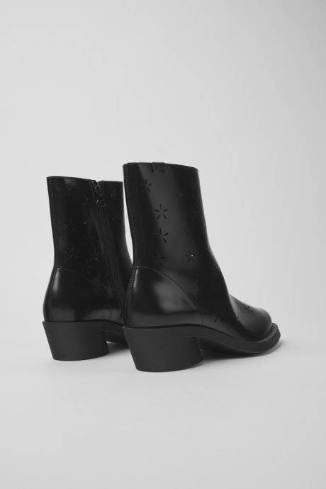 Design Bonnie Black Leather Boots For Women Camper