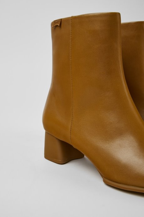 Design Katie Brown Leather Ankle Boots Camper