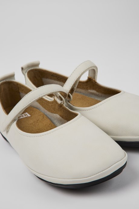 Right White Leather Ballerinas For Women Camper New Arrivals