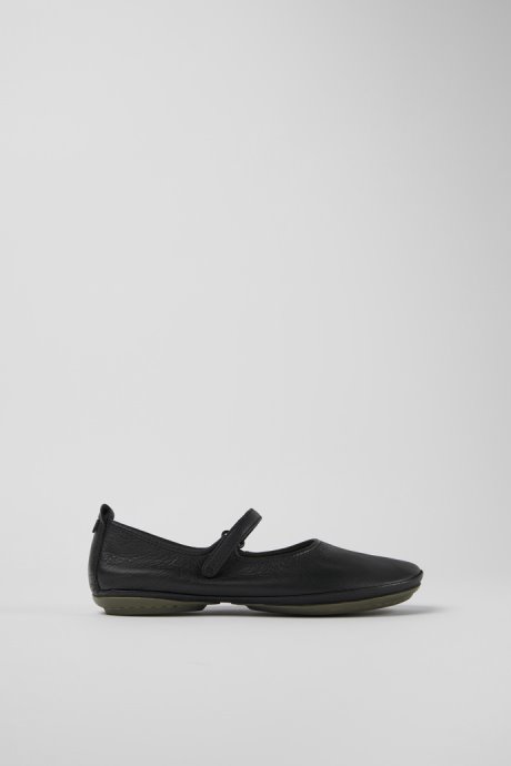 Right Black Leather Ballerinas For Women Camper New Arrivals