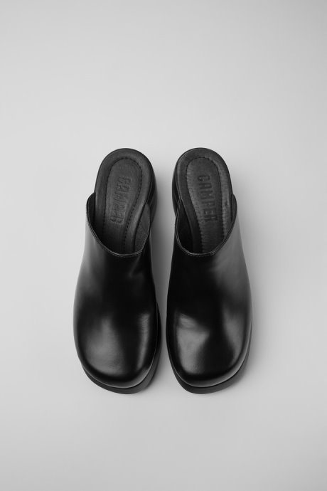 Design Kaah Black Leather Clogs Camper