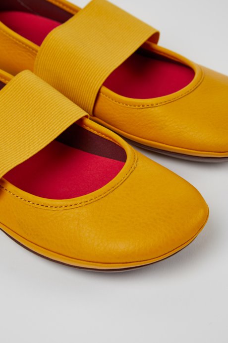 Right Yellow Leather Ballerina Flats For Women Exclusive Camper