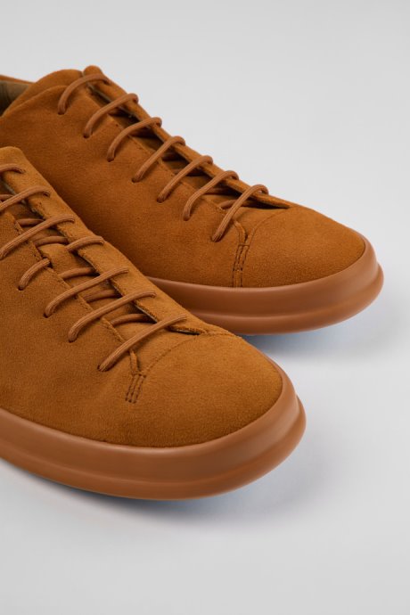 Chasis Brown Nubuck Shoes For Men Exclusive Camper