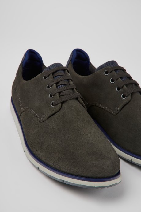 Exclusive Camper Smith