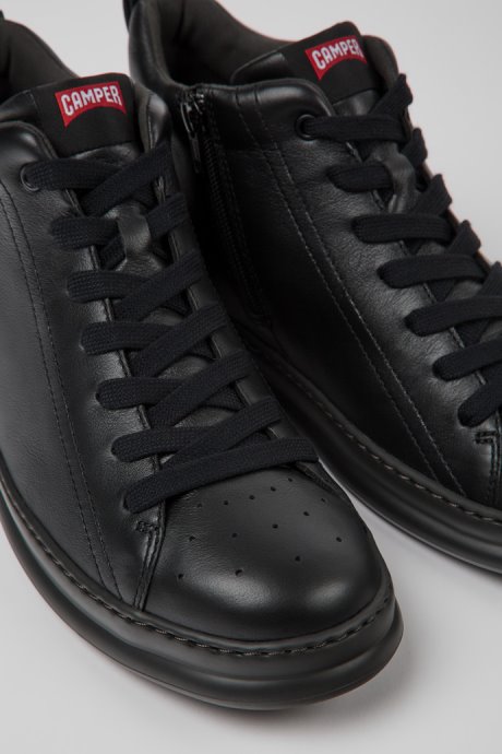 Camper Design Runner Men's Black Ankle Boot