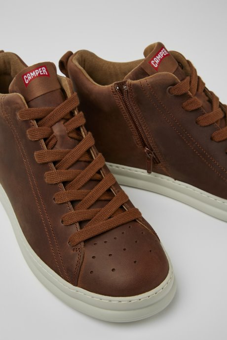 Exclusive Camper Runner Brown Leather Sneakers For Men