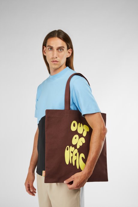 Exclusive Camper Conmigo Burgundy And Yellow Tote Bag