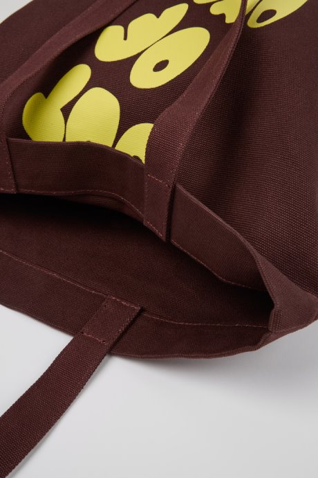 Exclusive Camper Conmigo Burgundy And Yellow Tote Bag