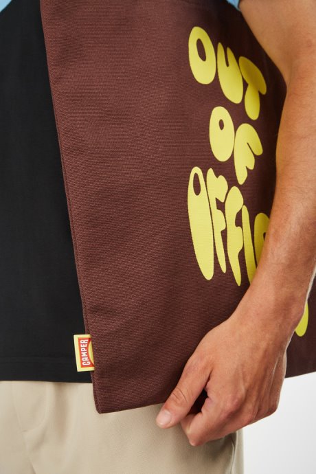 Exclusive Camper Conmigo Burgundy And Yellow Tote Bag