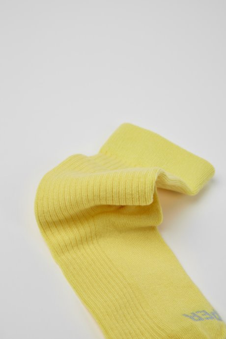 Camper Design Calma Socks Yellow Socks With Pyratex