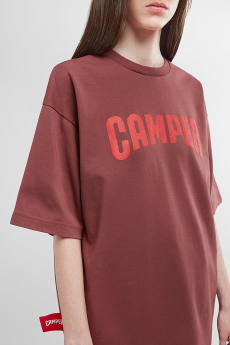 T-Shirt Burgundy T-Shirt With Camper Logo