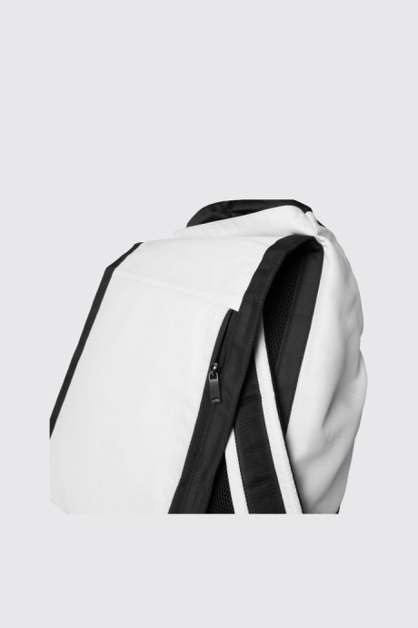 Exclusive Camper Vim White Backpacks For Unisex