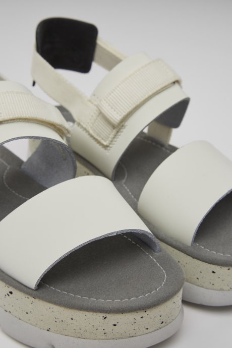 Oruga Up White And Black Leather Sandals For Women Exclusive Camper