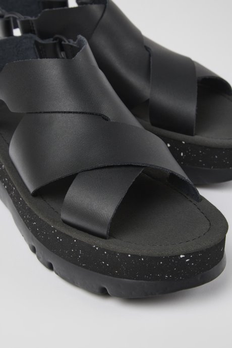 Design Oruga Up Black Leather Sandals For Women Camper